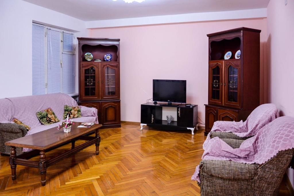 Апартаменты City Hall Apartment Баку-25